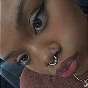 Meet your Posher, Samera